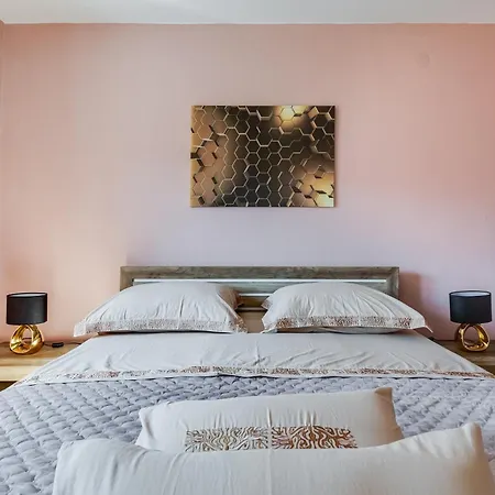 Markos Appartement *