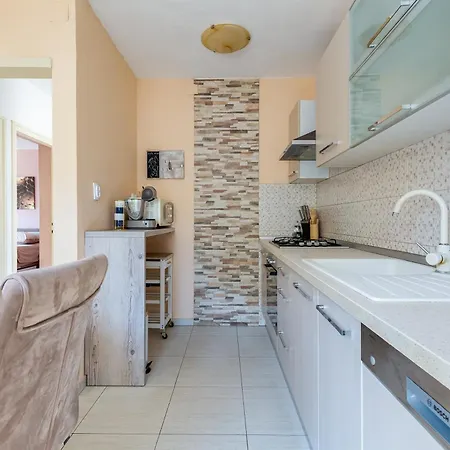 Apartment Markos